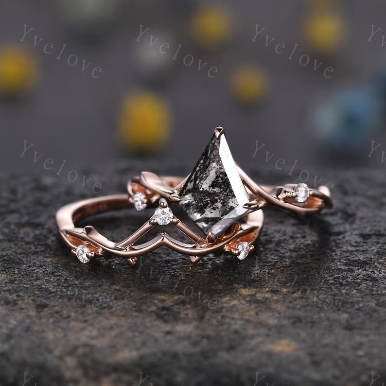 Vintage Kite Shaped Salt and Pepper Diamond Engagement Ring Set,Leaf Vines Moissanite Bridal Set,Branch Ring,Dainty Twig Diamond Ring Gift