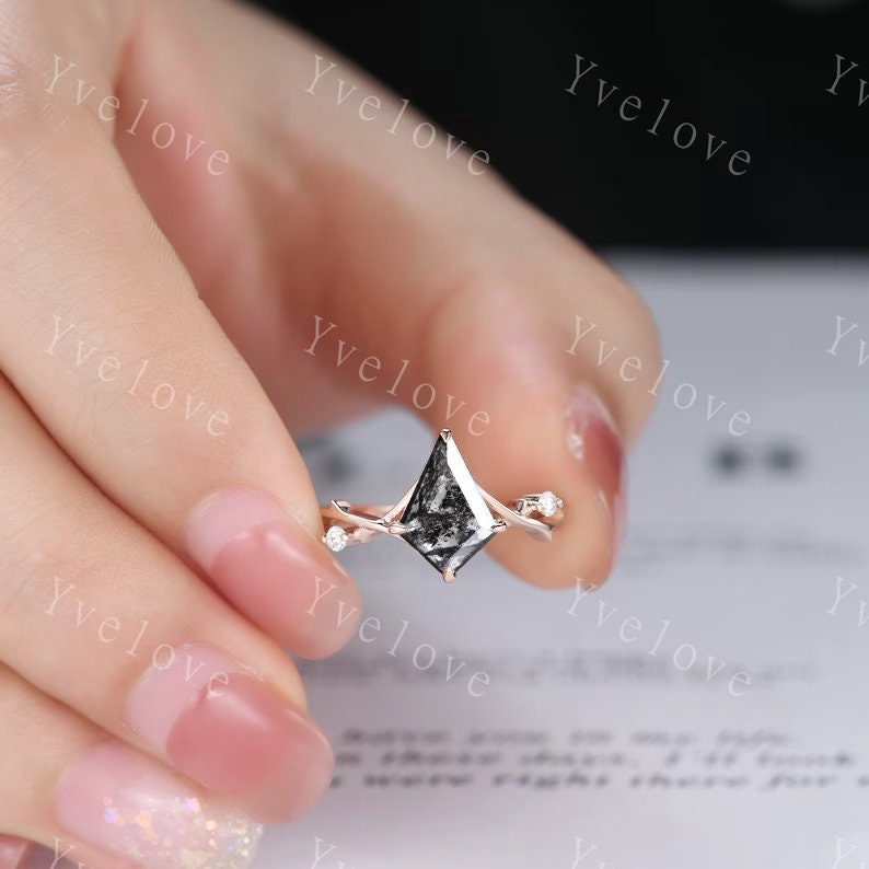 Vintage Kite Shaped Salt and Pepper Diamond Engagement Ring Set,Leaf Vines Moissanite Bridal Set,Branch Ring,Dainty Twig Diamond Ring Gift
