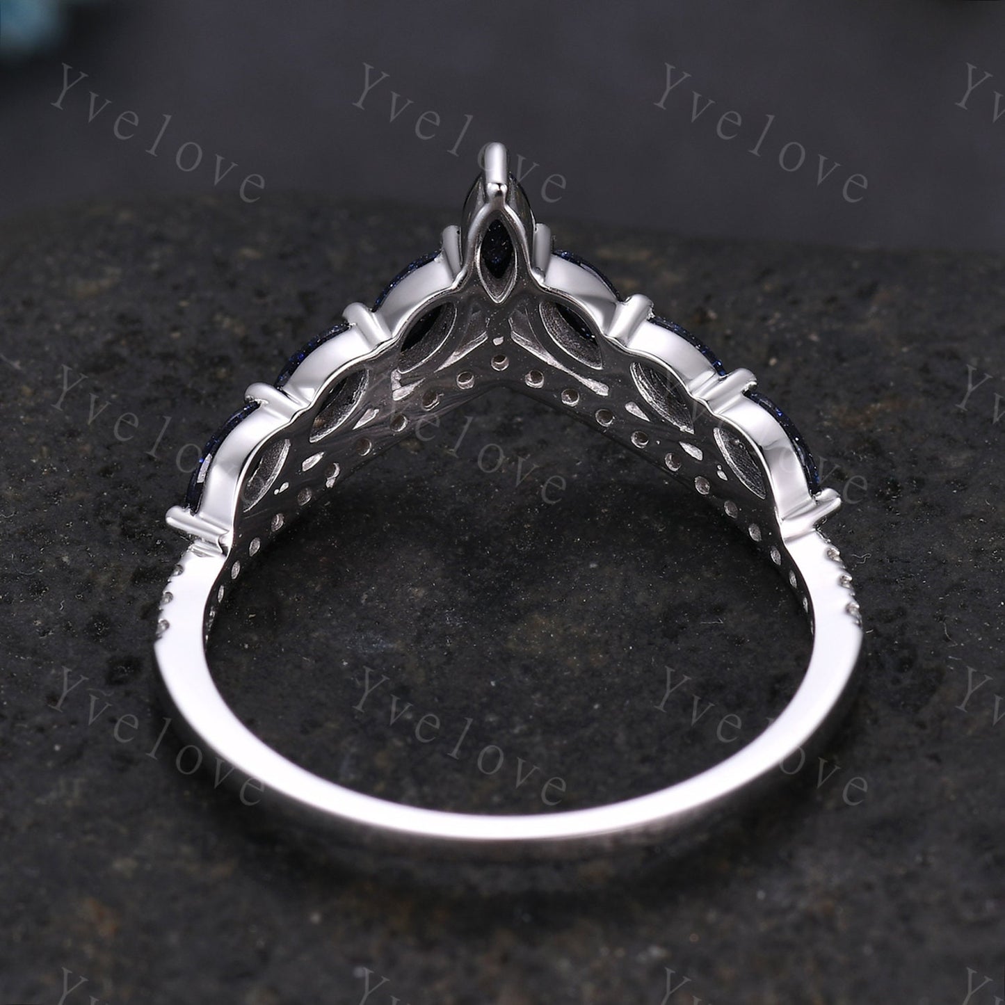 Unique Blue Sandstone wedding ring,Blue gem wedding band,Marquise Blue Sandstone ring,Curved V stacking rings,Diamond Ring,Vintage gold ring