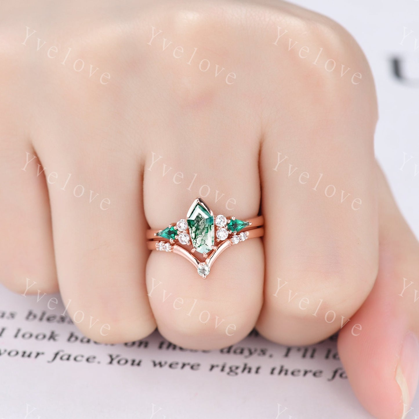 Gothic Coffin cut Moss Agate Engagement Ring Set,Unique Natural Agate Ring,Kite Emerald Ring,Rose Gold Diamond Anniversary Gift Bridal Set