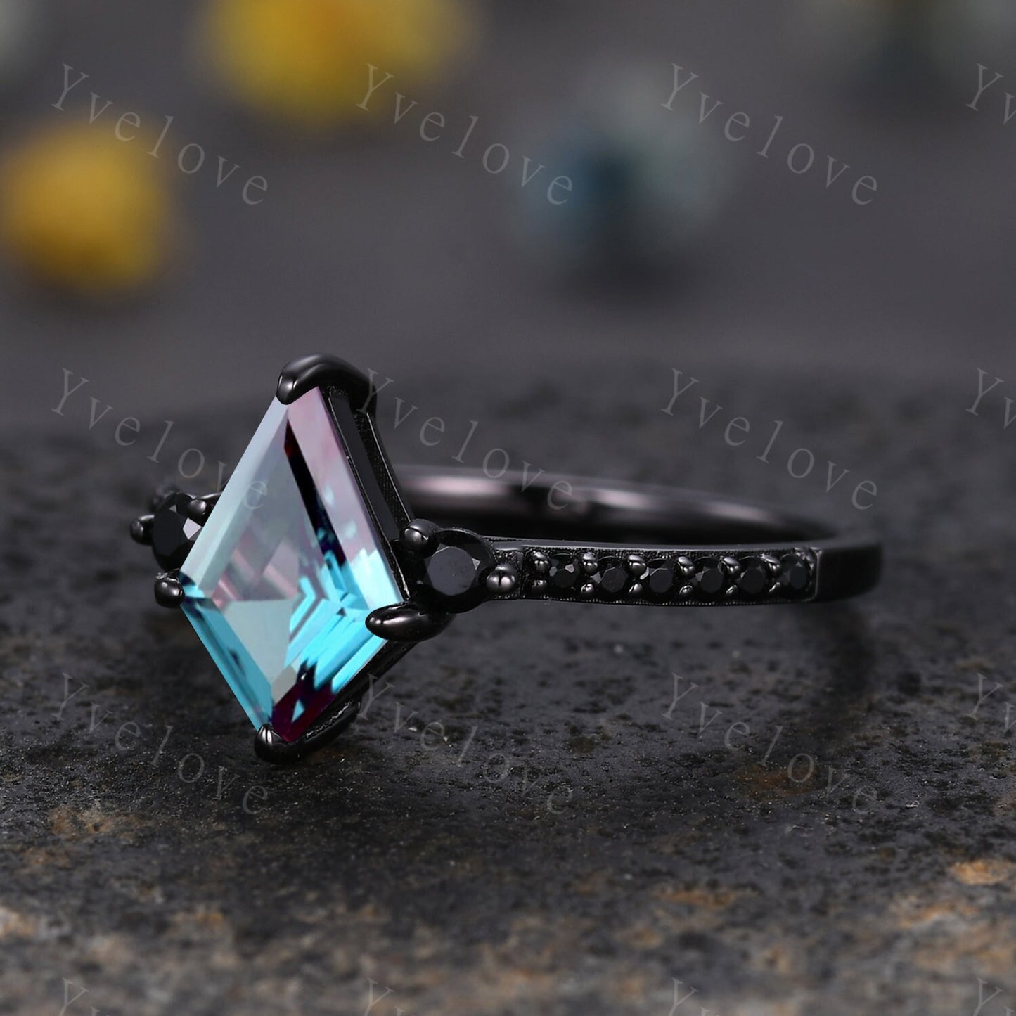 Retro Kite Cut Alexandrite Engagement Ring,Vintage Black Silver Ring Set,Unique Black Spinel Diamond Promise Ring Bridal Anniversary Gift