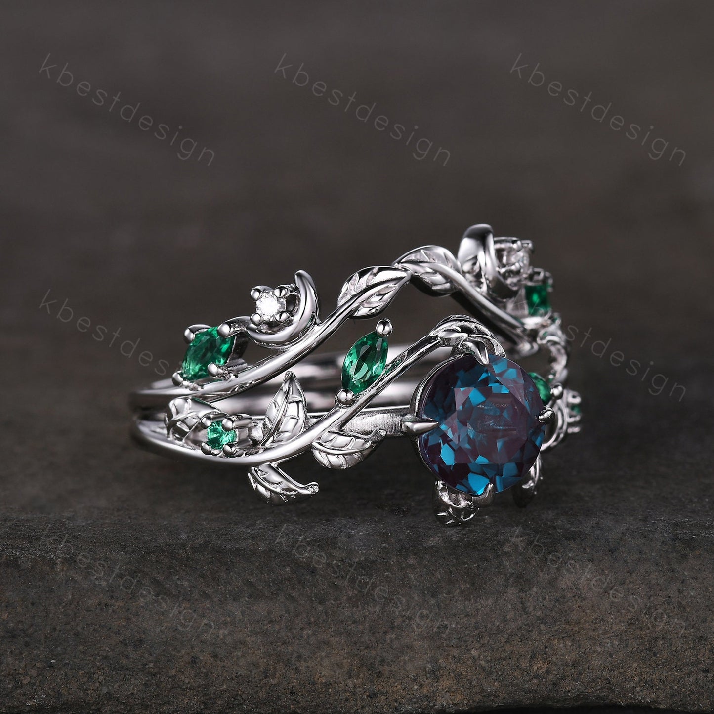 Vintage round cut alexandrite engagement ring silver art deco cluster leaf emerald wedding ring set nature inspired bridal promise ring