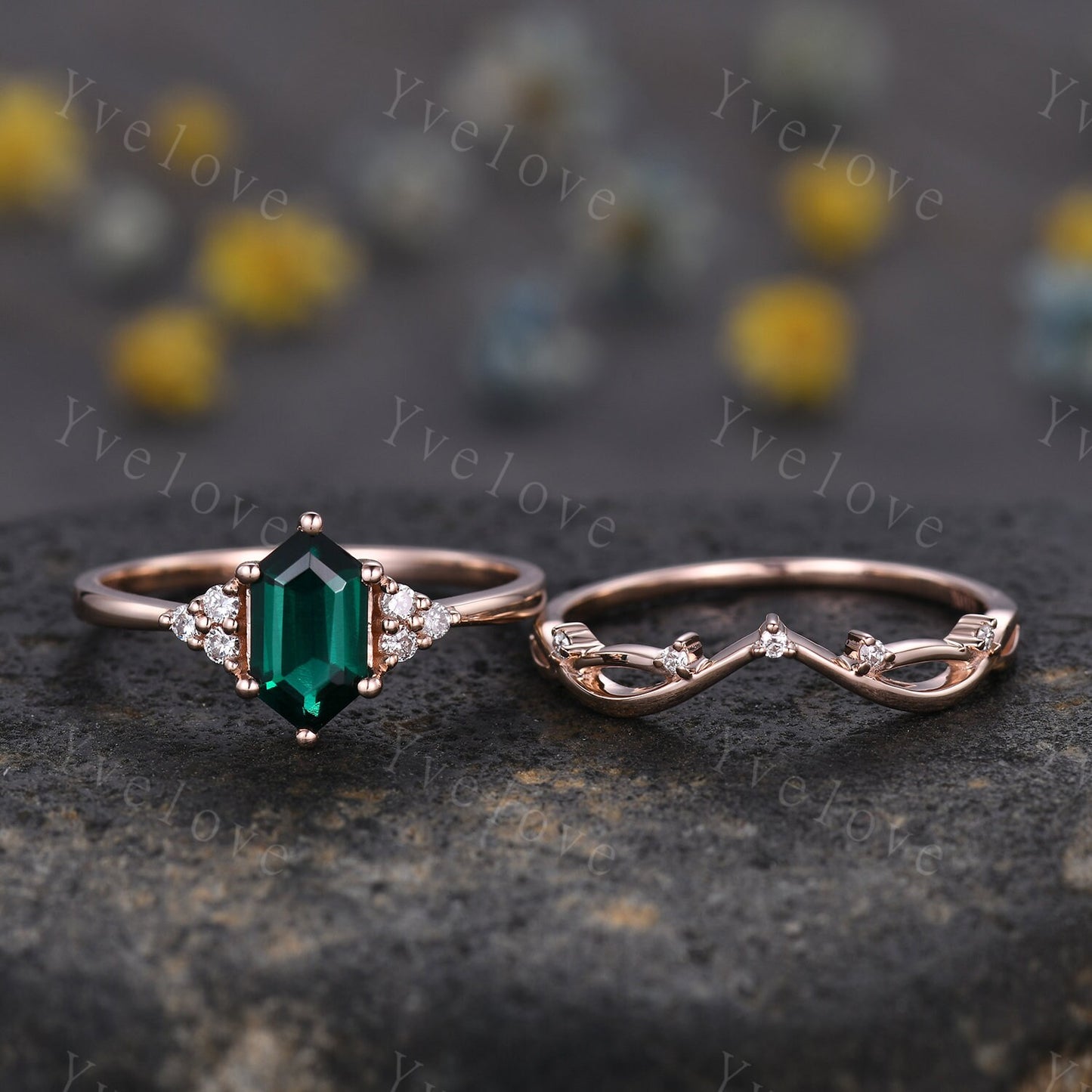 Retro Long hexagon Emerald Ring,Vintage Rose Gold Ring Set,Unique Green Emerald Engagement Ring,Promise Ring,May Birthstone Gift For Her