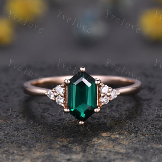 Retro Long hexagon Green Emerald Ring,Vintage 14k 18k Rose Gold Ring,Unique Emerald Engagement Ring,Promise Ring,May Birthday Gift For Her