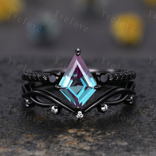 Retro Kite Cut Alexandrite Engagement Ring,Vintage Black Silver Ring Set,Unique Black Spinel Diamond Promise Ring Bridal Anniversary Gift
