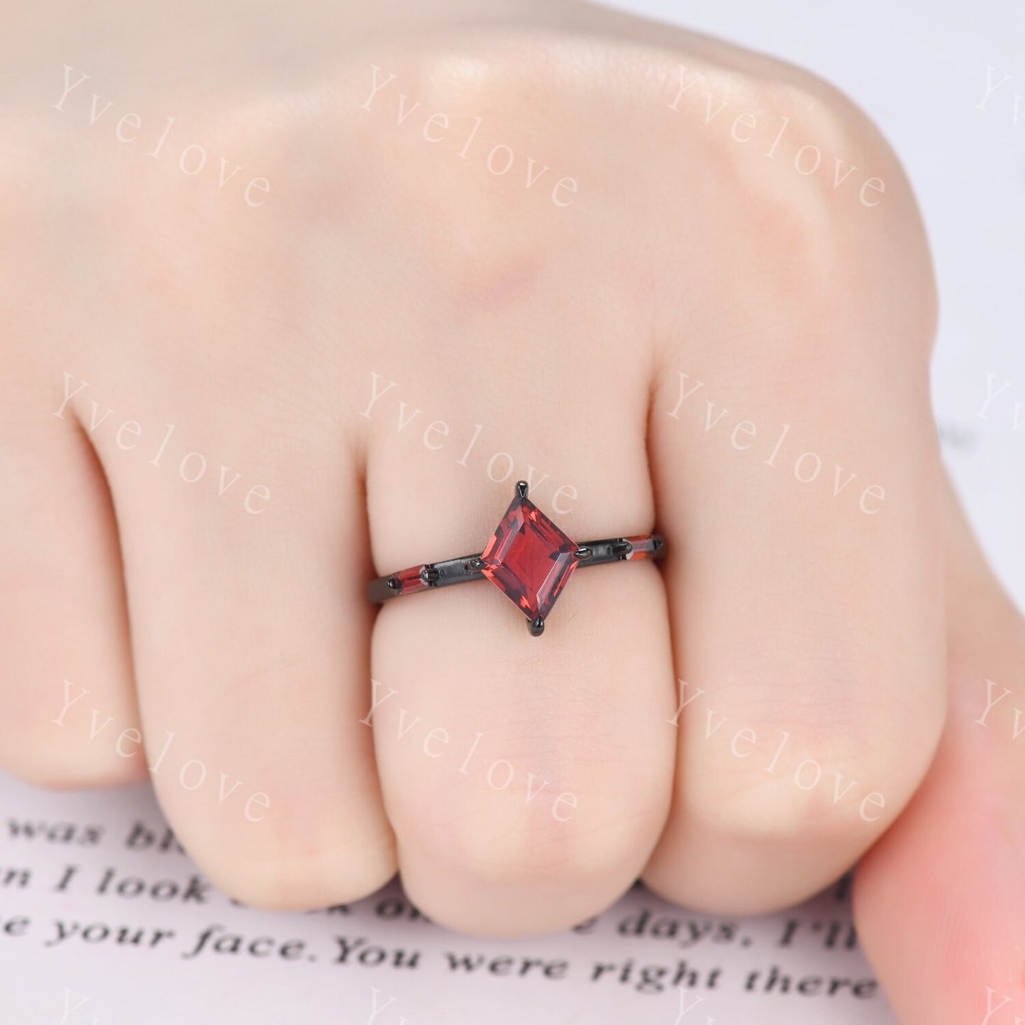 Vintage lozenge Garnet Couples Ring Black Gold Matching Ring Set His and Hers Wedding Band Promise Ring For Men For Women Natural Gemstone