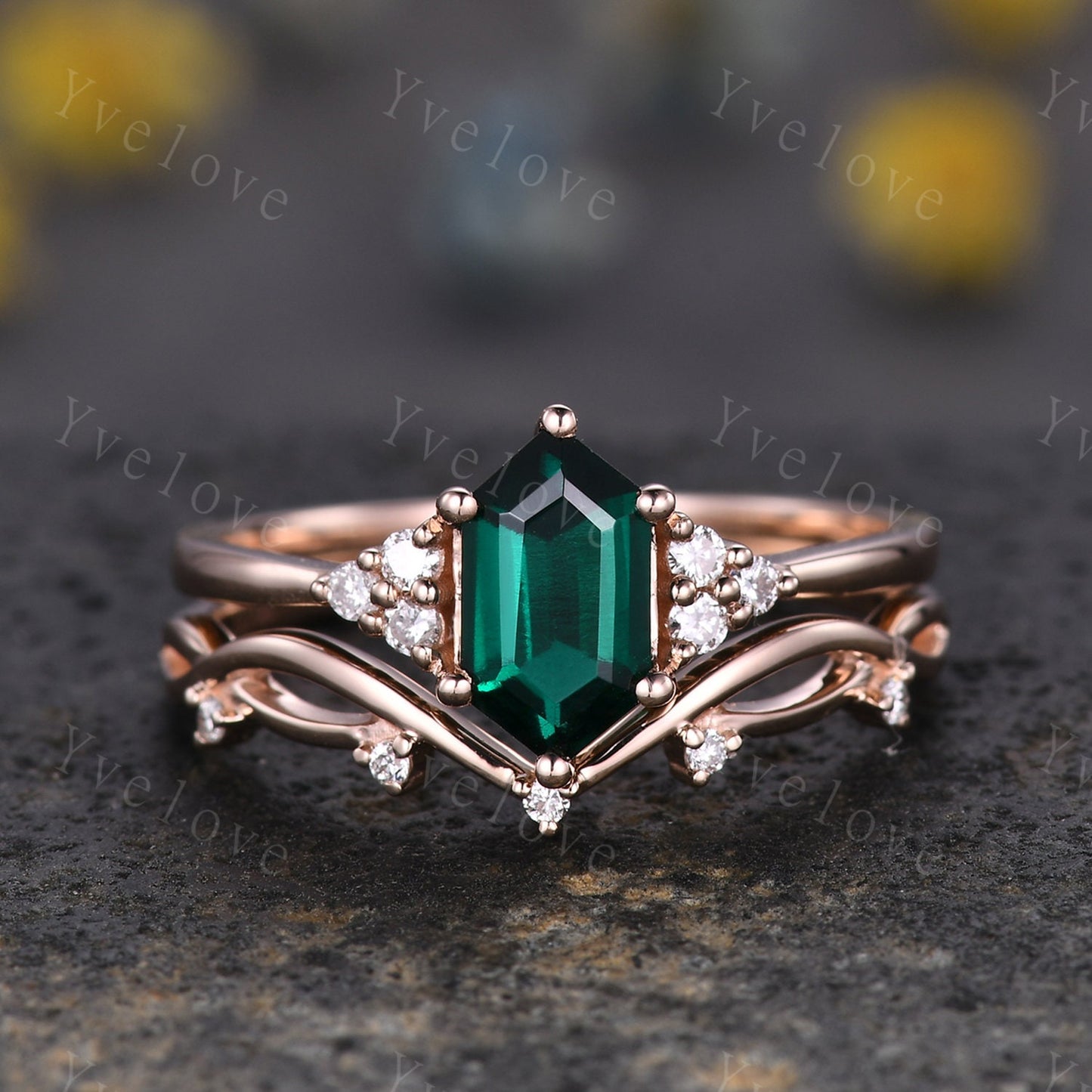 Retro Long hexagon Emerald Ring,Vintage Rose Gold Ring Set,Unique Green Emerald Engagement Ring,Promise Ring,May Birthstone Gift For Her