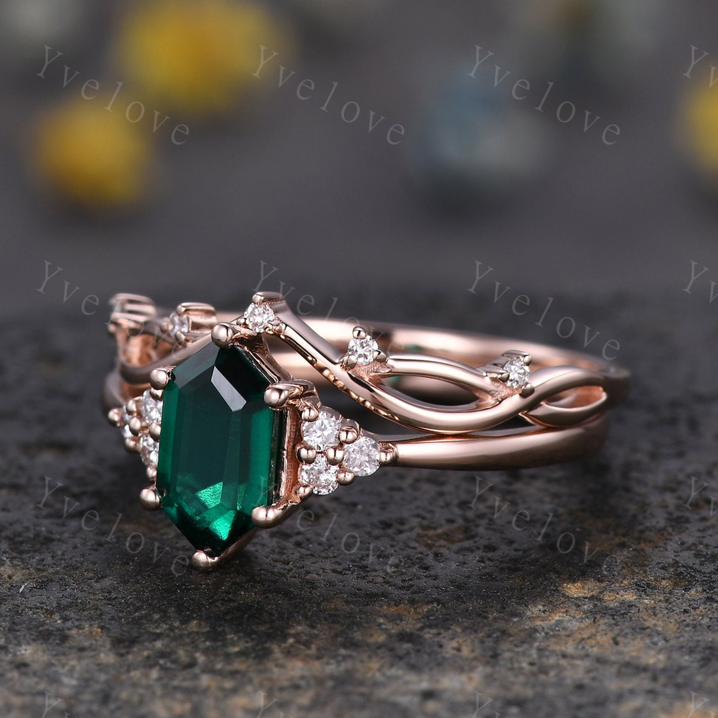 Retro Long hexagon Emerald Ring,Vintage Rose Gold Ring Set,Unique Green Emerald Engagement Ring,Promise Ring,May Birthstone Gift For Her