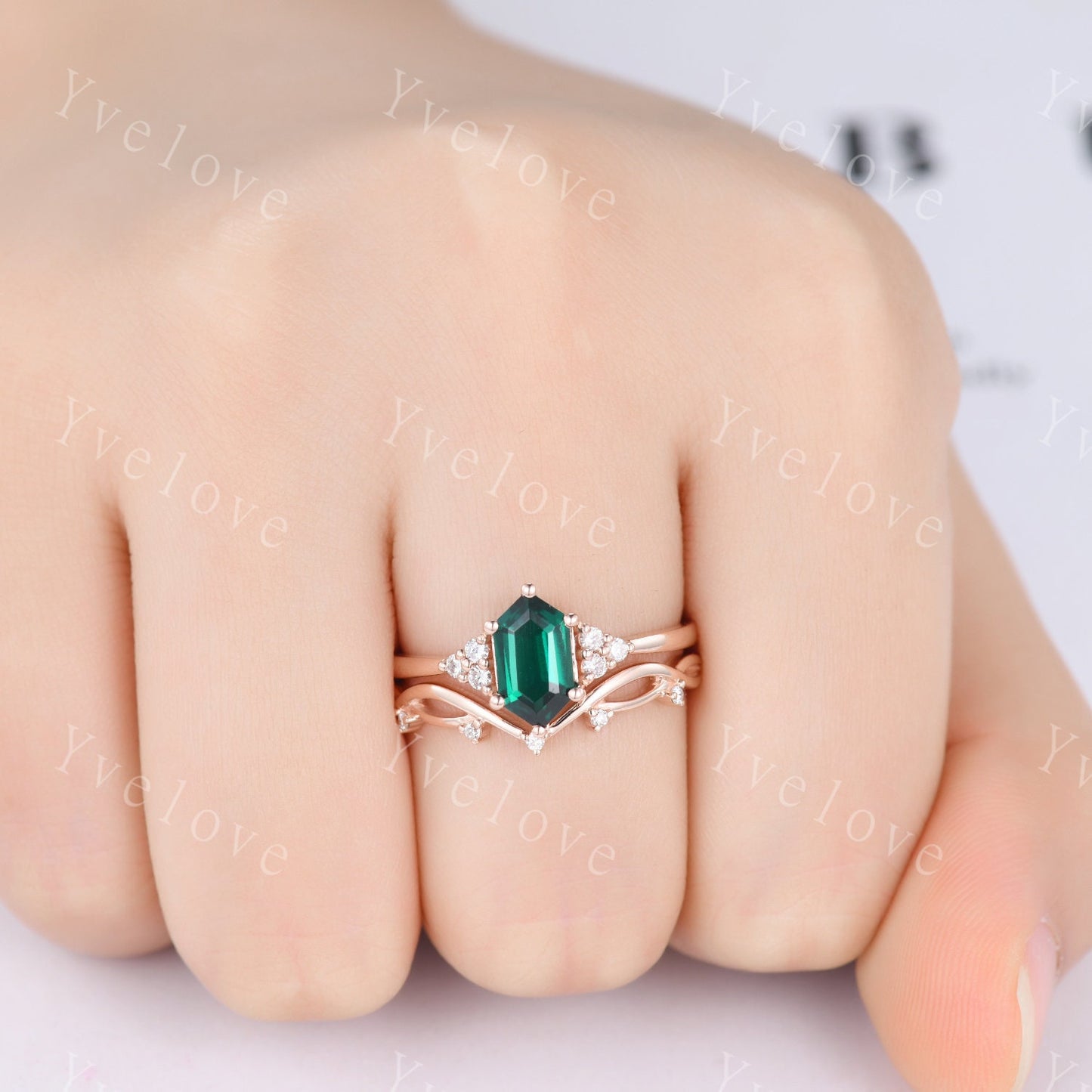 Retro Long hexagon Emerald Ring,Vintage Rose Gold Ring Set,Unique Green Emerald Engagement Ring,Promise Ring,May Birthstone Gift For Her