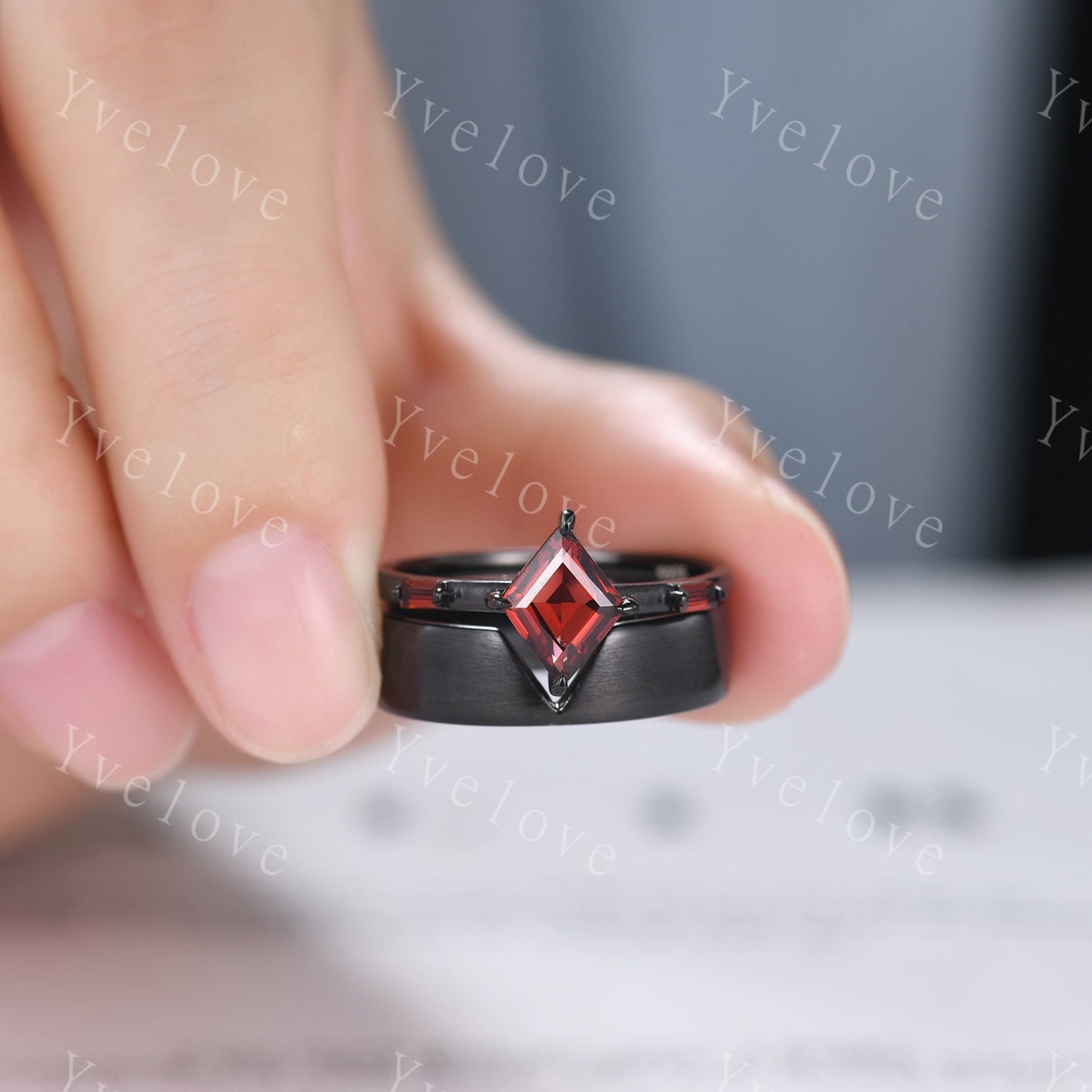 Vintage lozenge Garnet Couples Ring Black Gold Matching Ring Set His and Hers Wedding Band Promise Ring For Men For Women Natural Gemstone