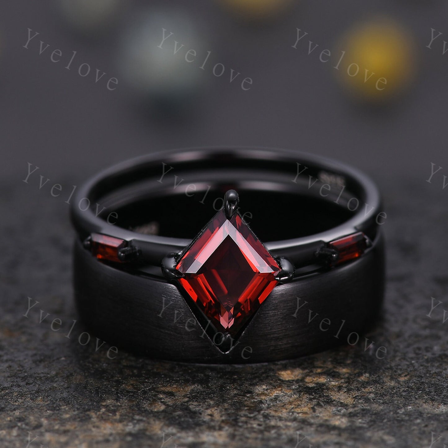 Vintage lozenge Garnet Couples Ring Black Gold Matching Ring Set His and Hers Wedding Band Promise Ring For Men For Women Natural Gemstone