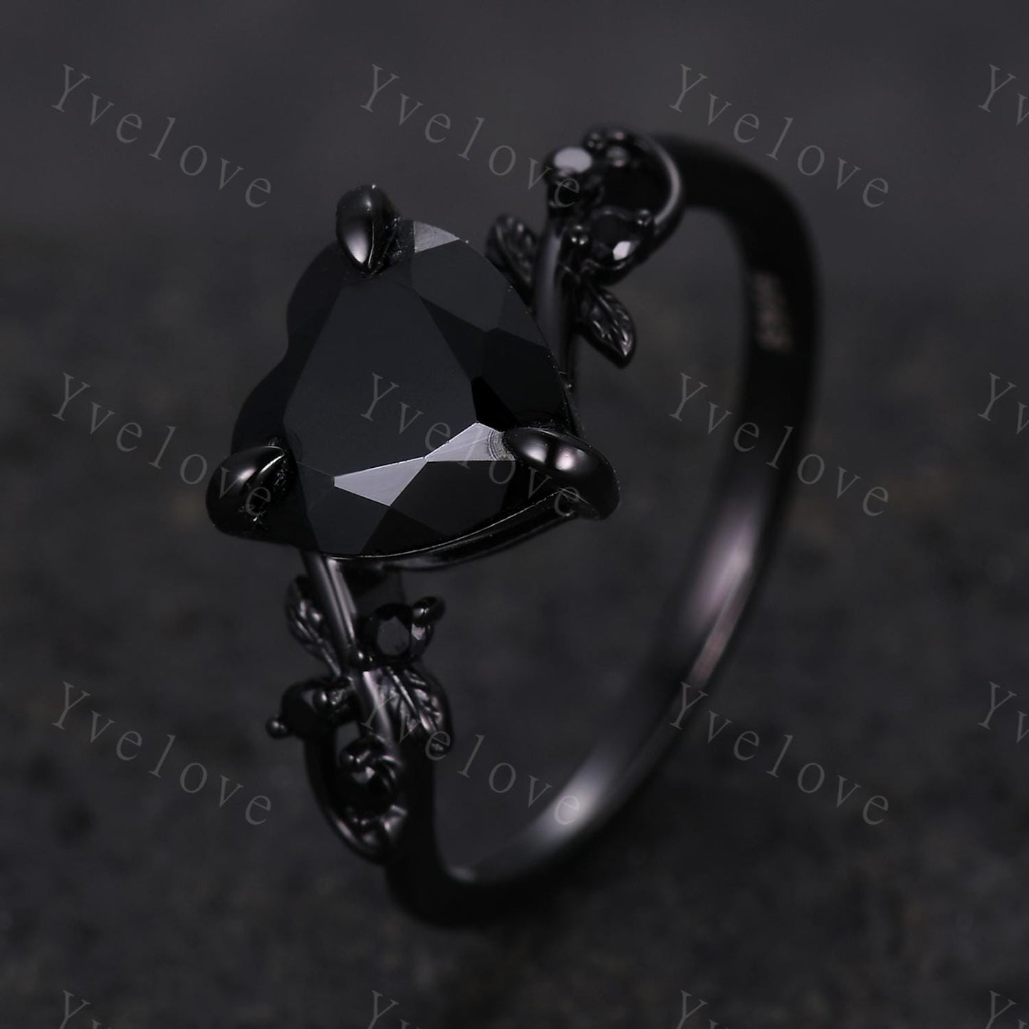 8mm Heart Shape Black Onyx Ring,Vintage Twig Vine Leaf Ring,Gothic Black Onyx Bridal Promise Ring Nature Inspired Black Gold Wedding Band