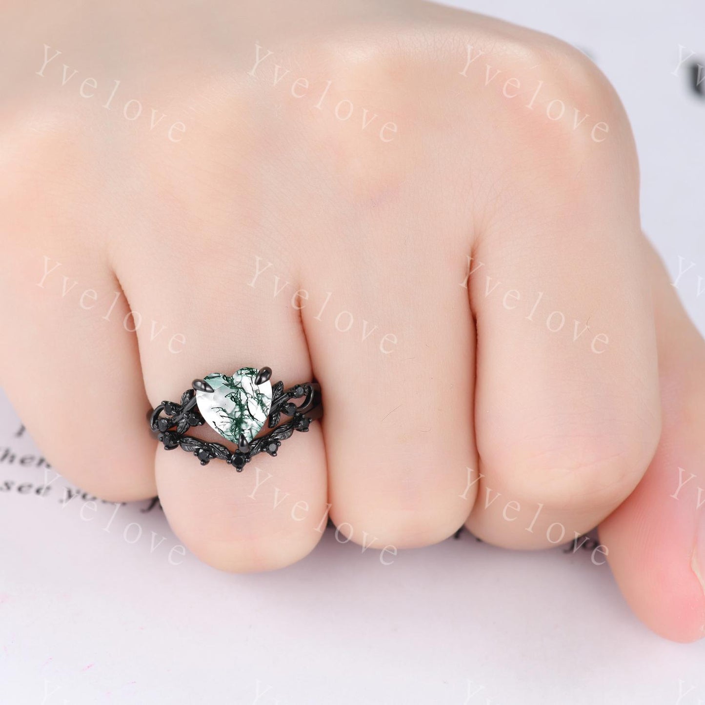 8mm Heart Moss Agate Ring,Gothic Black Twig Vine Leaf Branch Ring,Vintage Natural Agate Bridal Ring Anniversary Gift,Black Gold Wedding Band