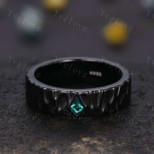 5mm Black Gold Mens Kite Cut Green Emerald Wedding Band Emerald Engagement Ring  Hammered Finished Band Mens Stacking Band His Wedding band