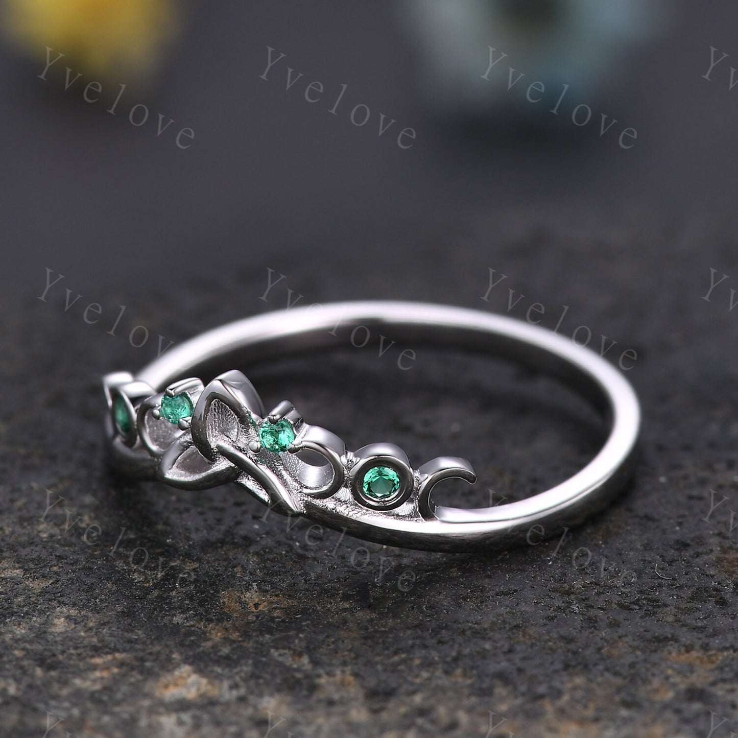 Celtic Knot Ring,Green Emerald Wedding band,Vintage Retro White Gold Ring Emerald Jewelry Stacking Matching Band Bridal Ring Gift For Her