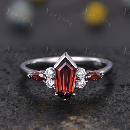 Art Deco Coffin Kite Cut Red Garnet Engagement Ring,Unique Garnet Ring,Diamond Stacking Matching Band Silver Promise Ring Anniversary Gift