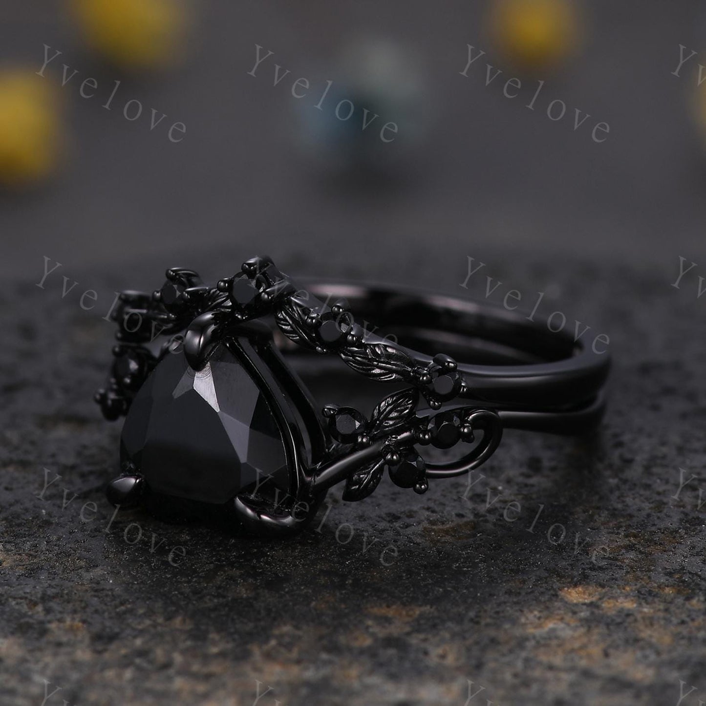8 mm Heart Shape Black Onyx Ring,Vintage Twig Vine Leaf Ring,Antique Black Onyx Bridal Promise Ring Set Nature Inspired Black Gold band
