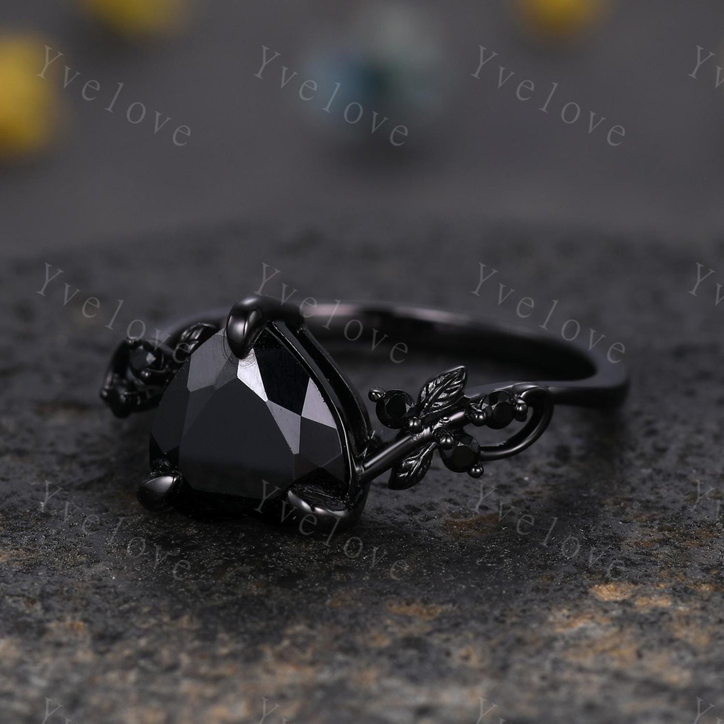 8mm Heart Shape Black Onyx Ring,Vintage Twig Vine Leaf Ring,Gothic Black Onyx Bridal Promise Ring Nature Inspired Black Gold Wedding Band