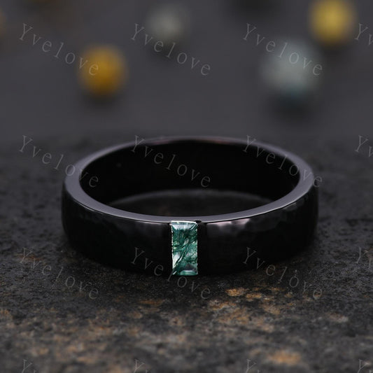 Mens Moss agate Wedding Band Baguette Cut Green Agate Band 5mm Black Gold Ring Mens Hammered Stacking Matching Band Retro Vintage Ring Gift