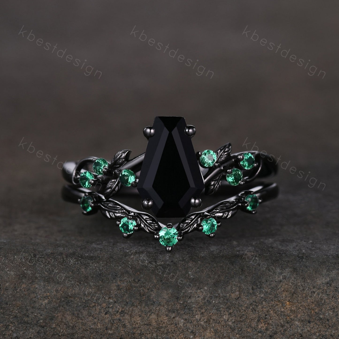 Gothic Kite Cut Black Onyx Engagement Ring Art Deco Branch Design Leaf Emerald Wedding Ring Black Gold Ring Unique Bridal Ring Set