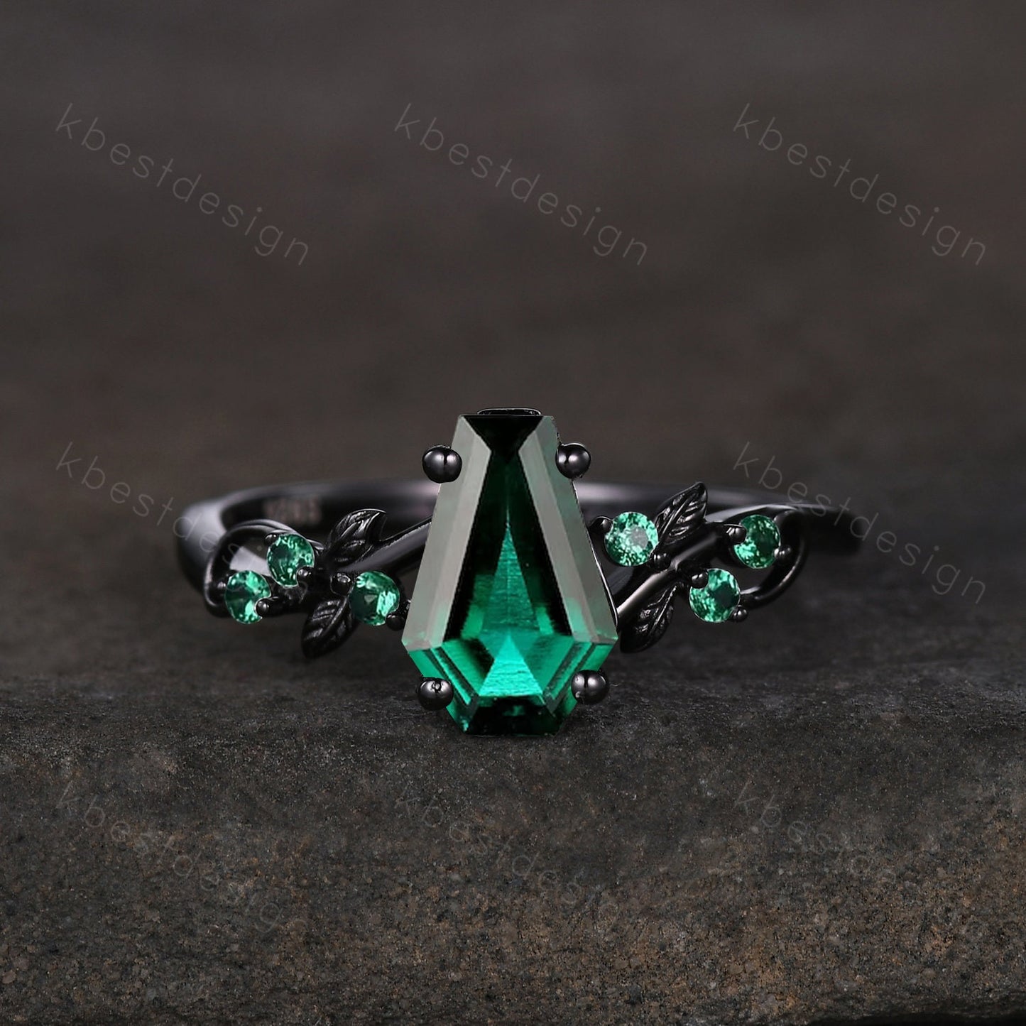 Vintage Coffin cut Emerald Engagement Ring Art Deco Branch Design Leaf Emerald Wedding Ring Gothic Black Gold Ring Unique Bridal Promise Set