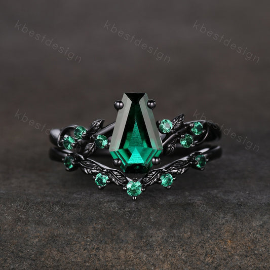 Vintage Coffin cut Emerald Engagement Ring Art Deco Branch Design Leaf Emerald Wedding Ring Gothic Black Gold Ring Unique Bridal Promise Set