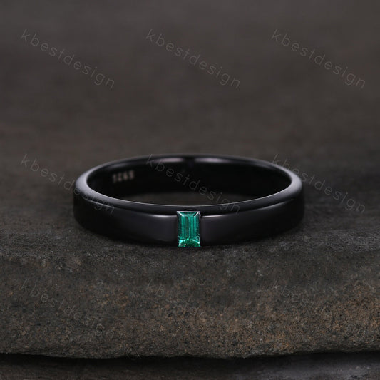Mens green emerald wedding band Baguette cut wedding band black gold ring minimalist stacking band for Men for Women retro vintage ring