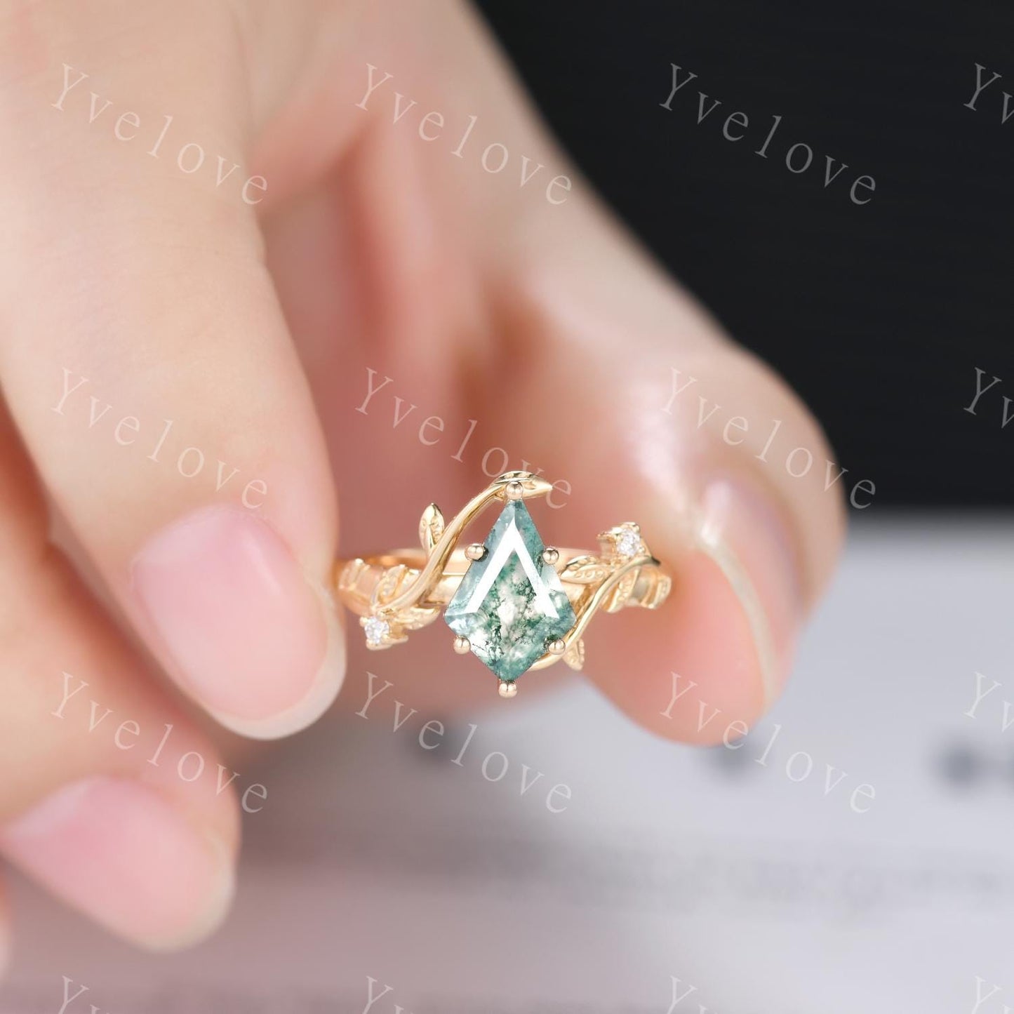Kite Shaped Moss Agate Engagement Ring Unique Leaf Natural Green Agate Cluster Ring 14K Gold Women Promise Ring Anniversary Gift Bridal Ring