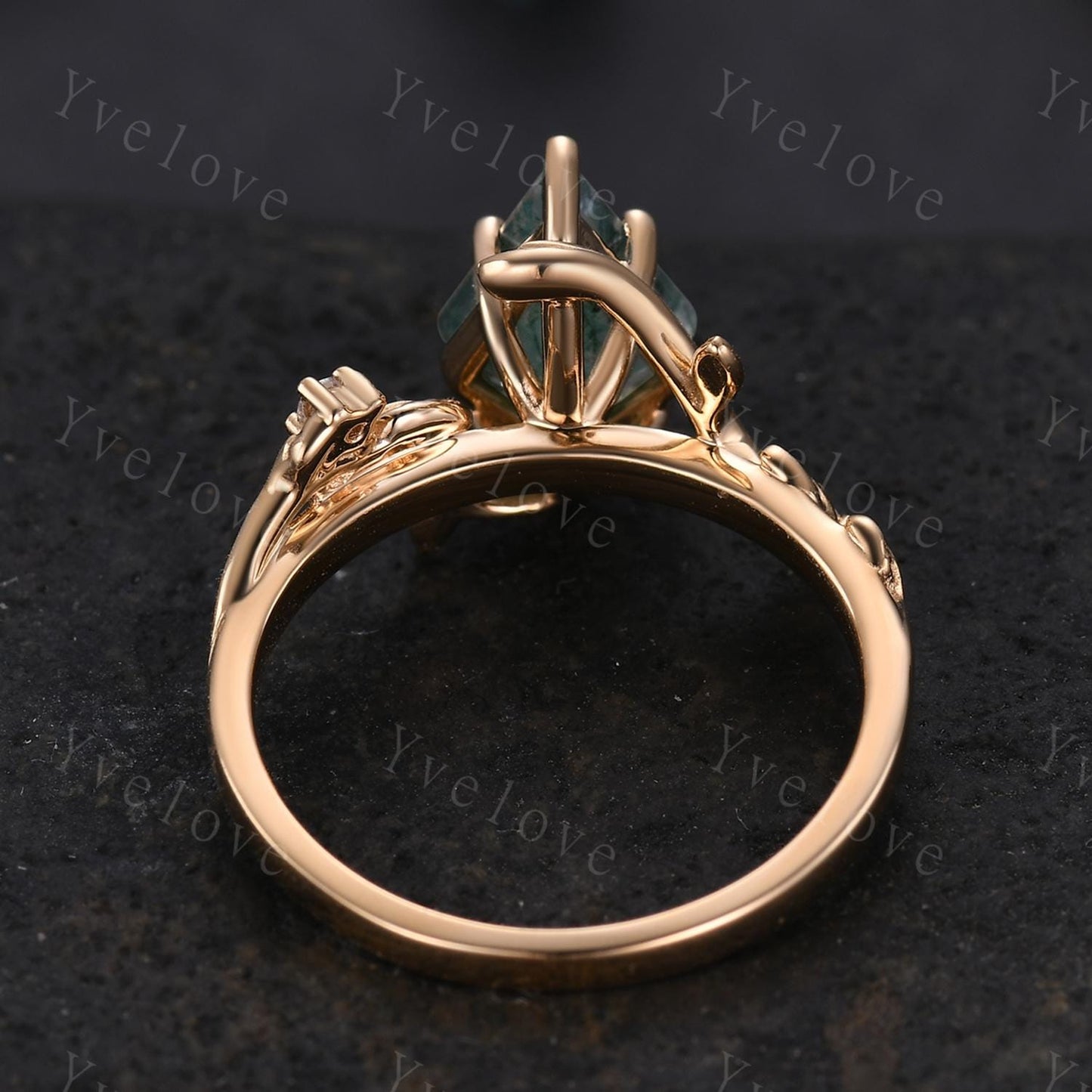 Kite Shaped Moss Agate Engagement Ring Unique Leaf Natural Green Agate Cluster Ring 14K Gold Women Promise Ring Anniversary Gift Bridal Ring