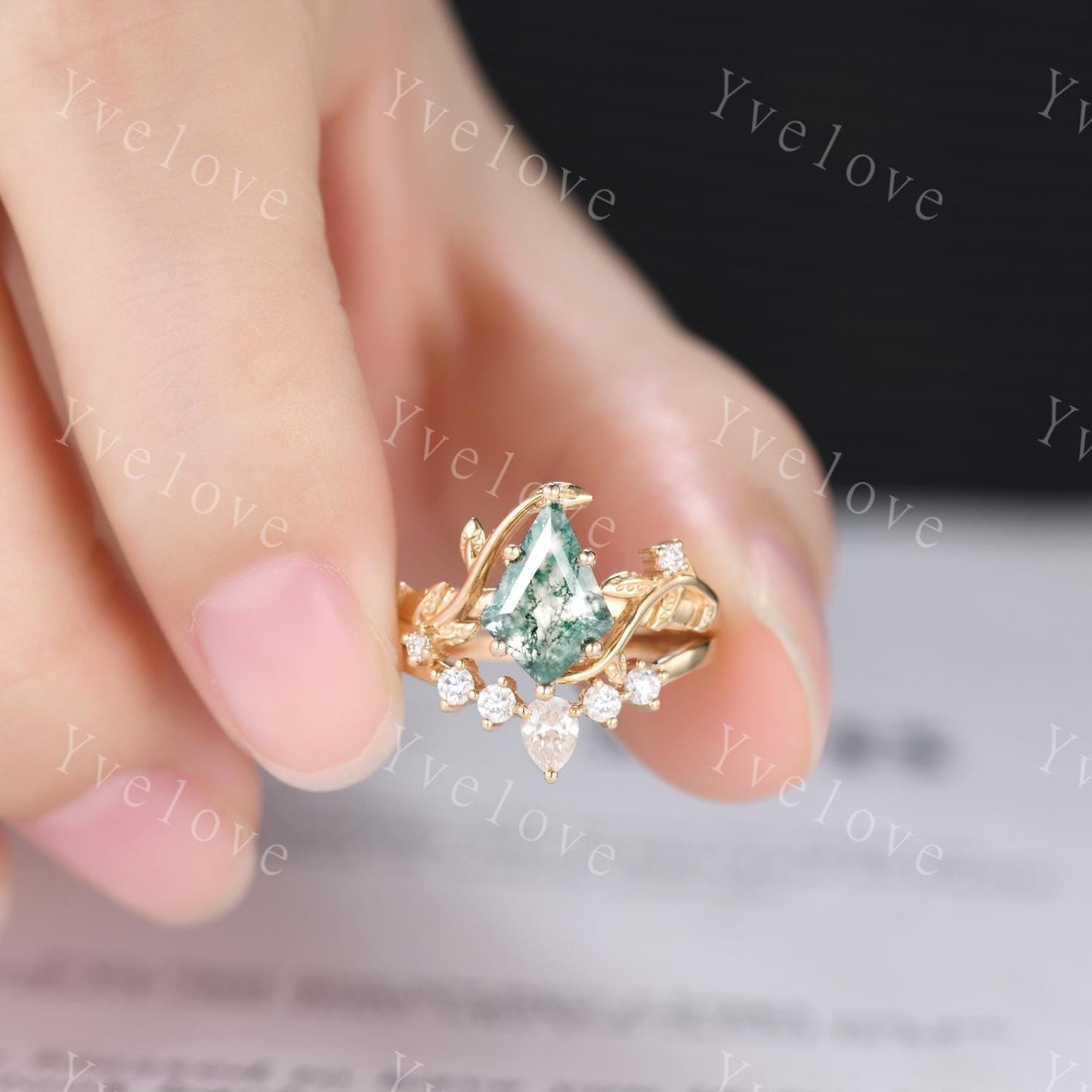 Kite Shaped Moss Agate Engagement Ring Unique Leaf Natural Green Agate Cluster Ring 14K Gold Women Promise Ring Anniversary Gift Bridal Ring