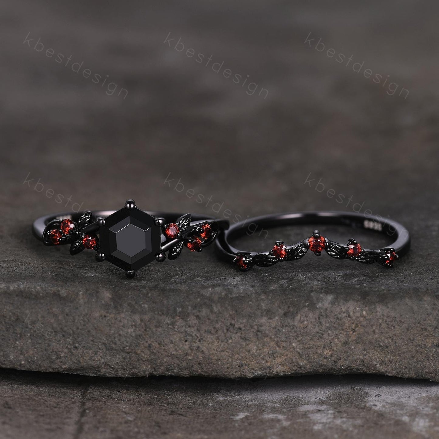 Gothic Hexagon cut Black Onyx Engagement Ring Art Deco Branch Design Leaf Garnet Wedding Ring Black Gold Ring Unique Bridal Ring Set