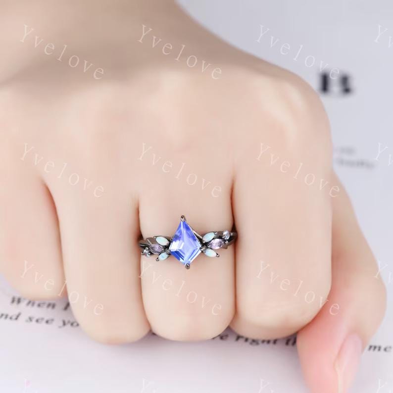 Vintage Kite Cut Tanzanite Engagement Ring Set,Black Gold Ring,Vines Amethyst Opal Ring,Women Bridal Set,Unique Twig Promise Ring Gift