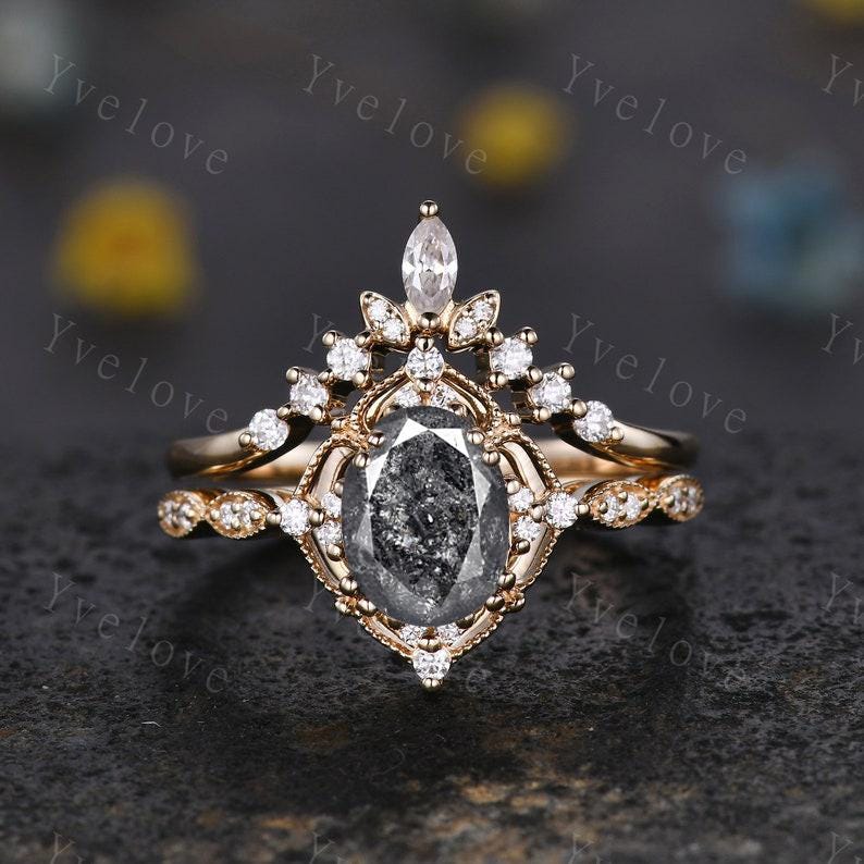 Vintage Salt and Pepper Diamond Engagement Ring,Oval Shaped Diamond Ring Set,14K Gold Ring,Unique Women Promise Ring For Her,Handmade Gift