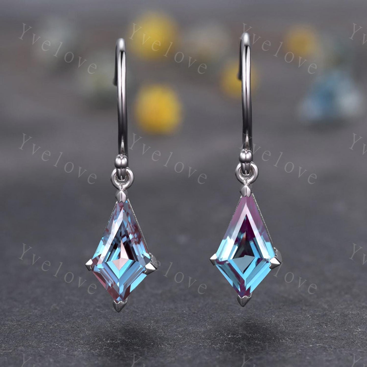Vintage Kite cut Alexandirte earrings alexandrite jewelry unique earrings women art deco earring anniversary gift for her Birthday Gift