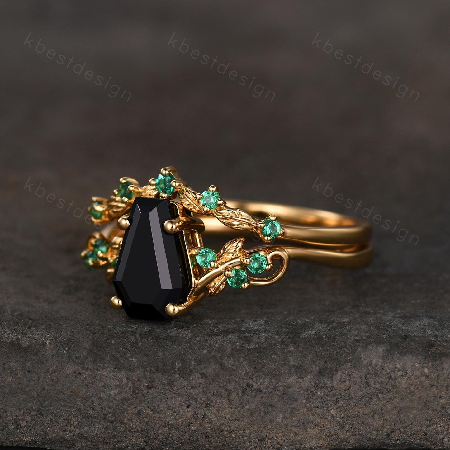 Gothic Yellow Gold Black Onyx Engagement Ring Art Deco Branch Design Leaf Emerald Wedding Ring Coffin cut Ring Unique Bridal Ring Set
