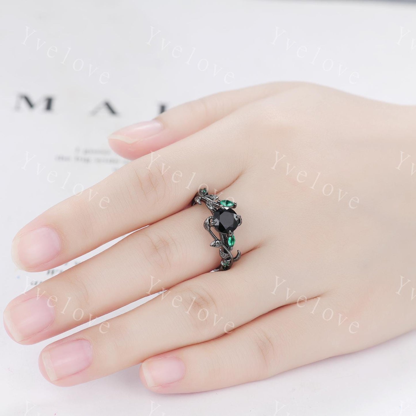 Vintage Round Black Onyx Engagement Ring,Silver Black Gold,Cluster Leaf Emerald Wedding Ring,Women Bridal Ring,Art Deco Promise Ring Gift