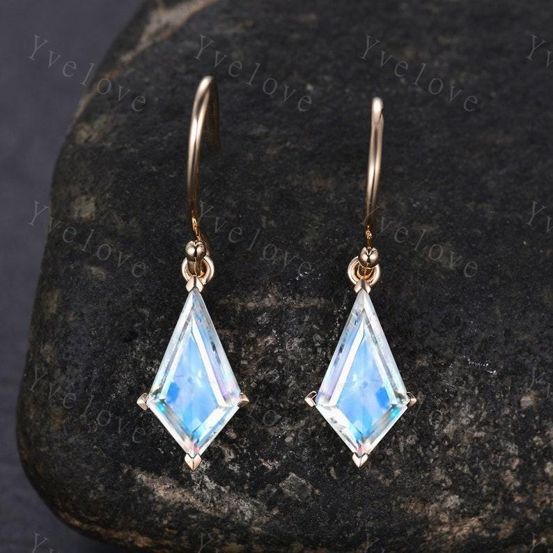Vintage Kite Shaped Rainbow Moonstone Earrings Moonstone Wedding Dangles Silver Hook Earrings June Birthstone Moonstone Jewelry Gift for Her
