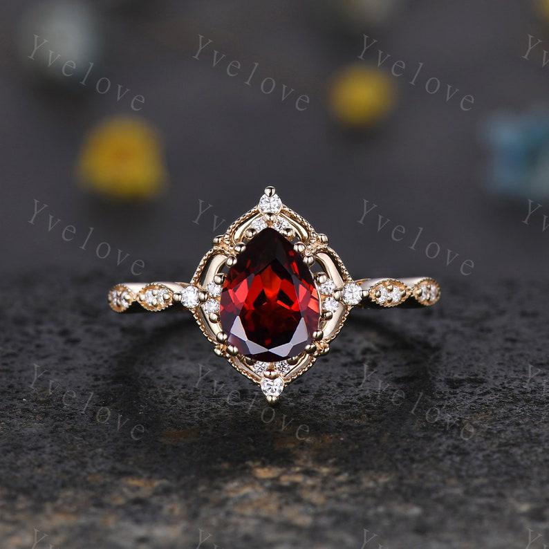 Vintage Red Garnet Engagement Ring,Pear Shape Red Garnte Ring,14K Solid Gold Ring,Unique Women Moissanite Promise Ring For Her,Handmade Gift