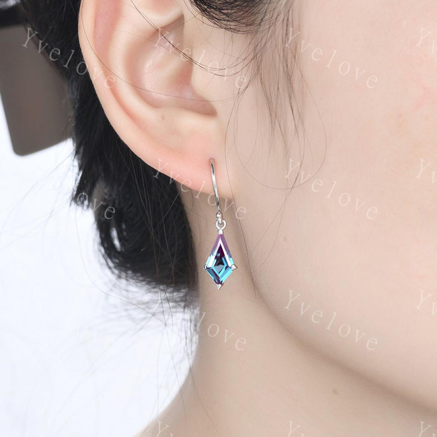 Vintage Kite cut Alexandirte earrings alexandrite jewelry unique earrings women art deco earring anniversary gift for her Birthday Gift