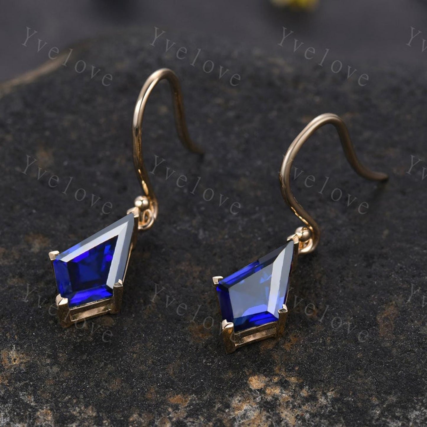 Vintage kite cut blue sapphire earrings sapphire jewelry unique earrings women art deco hook earring anniversary gift for her birthday gift