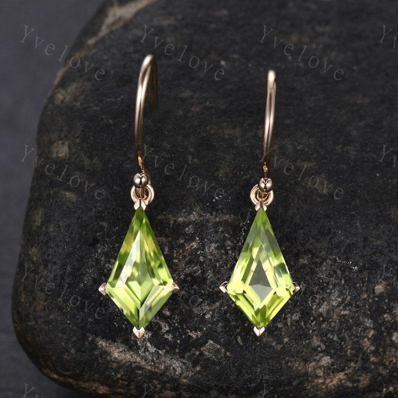 Kite Shape Peridot Wedding Earring,Dangle Drop Earring,Art Deco Green Peridot Earrings,August Birthstone,Hook Earrings,Birthday Gift For Her