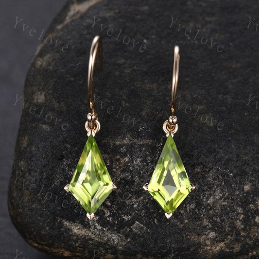 Kite Shape Peridot Wedding Earring,Dangle Drop Earring,Art Deco Green Peridot Earrings,August Birthstone,Hook Earrings,Birthday Gift For Her