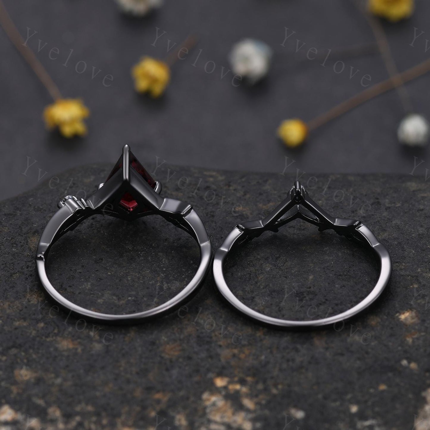 Vintage Kite Cut Red Garnet Engagement Ring Set,Black Gold Twig Vines Diamond Bridal Set,Branch Ring,Dainty Twig Diamond Ring Promise Gift