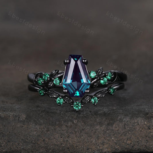 Vintage Coffin cut Alexandrite Engagement Ring Art Deco Branch Design Leaf Emerald Wedding Ring Gothic Black Gold Ring Unique Promise Set