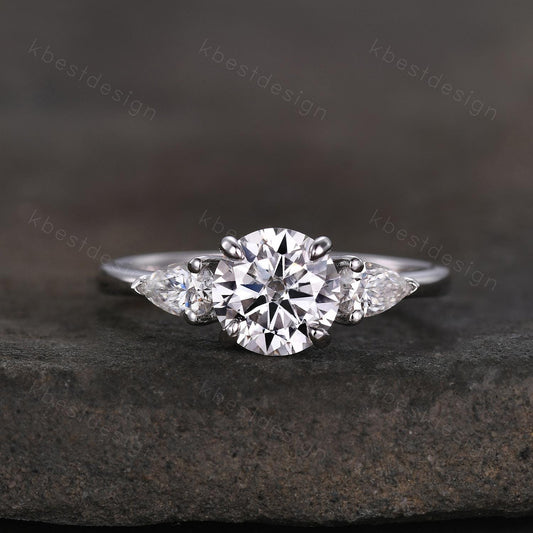 7mm round cut moissanite engagement ring 1.25ct three stone moissanite bridal Ring uniquewedding ring for women promise anniversary ring
