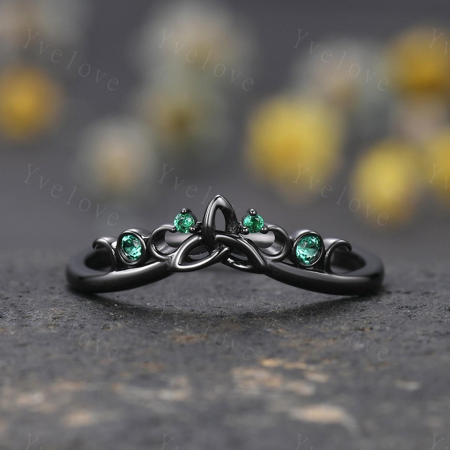 Celtic Knot Ring,Green Emerald Wedding band,Vintage Retro Black Gold Ring Emerald Jewelry Stacking Matching Band Bridal Ring Gift For Her