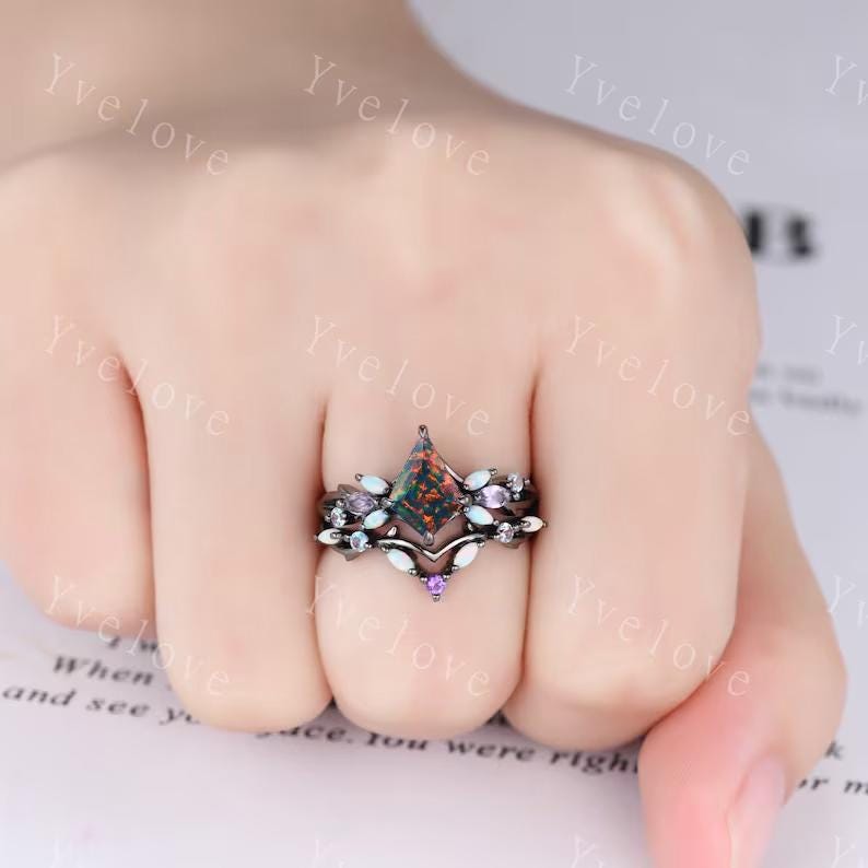 Vintage Kite Cut Black Fire Opal Engagement Ring Set,Black Gold Ring,Vines Black Opal Ring,Women Bridal Set,Unique Twig Promise Ring Gift