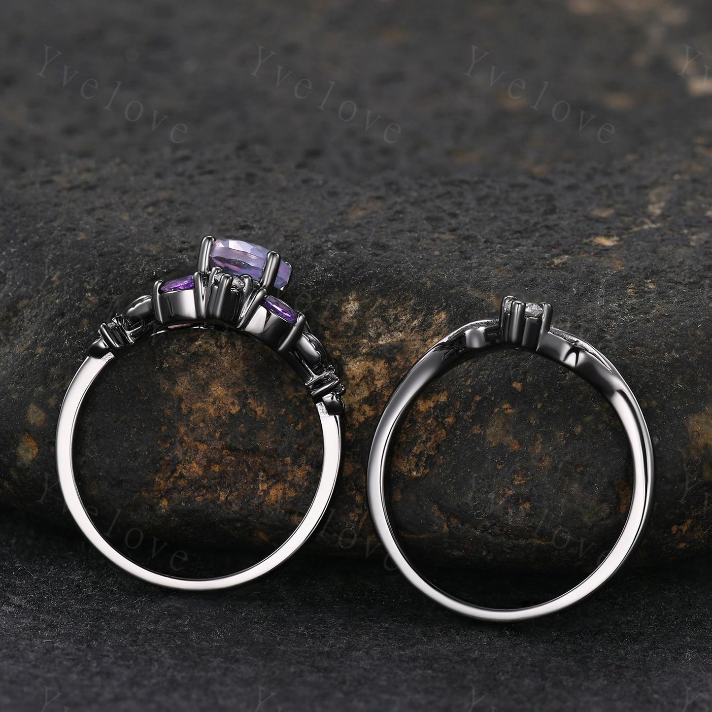 Natural Lavender Amethyst Engagement Ring Set February Birthstone Oval Cut Amethyst Ring Black Gold Leaf Nature Inspired Bridal Ring Set