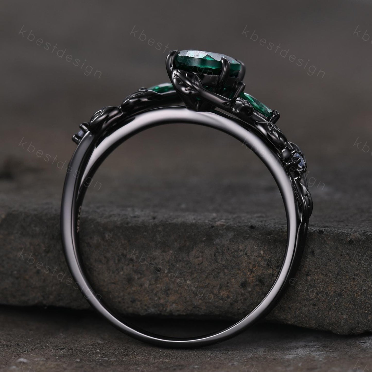 Vintage oval cut emerald engagement ring gothic black gold art deco emerald cluster ring nature inspired bridal promise ring for her