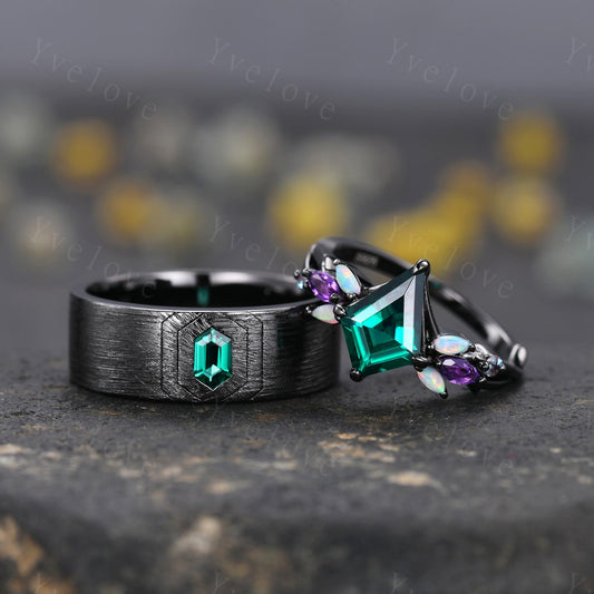 Green Emerald Couple Rings Black Gold His and Hers Wedding Band Birthstone Couple Ring Set Green Gems Couple ring Gothic Bridal Promise Gift